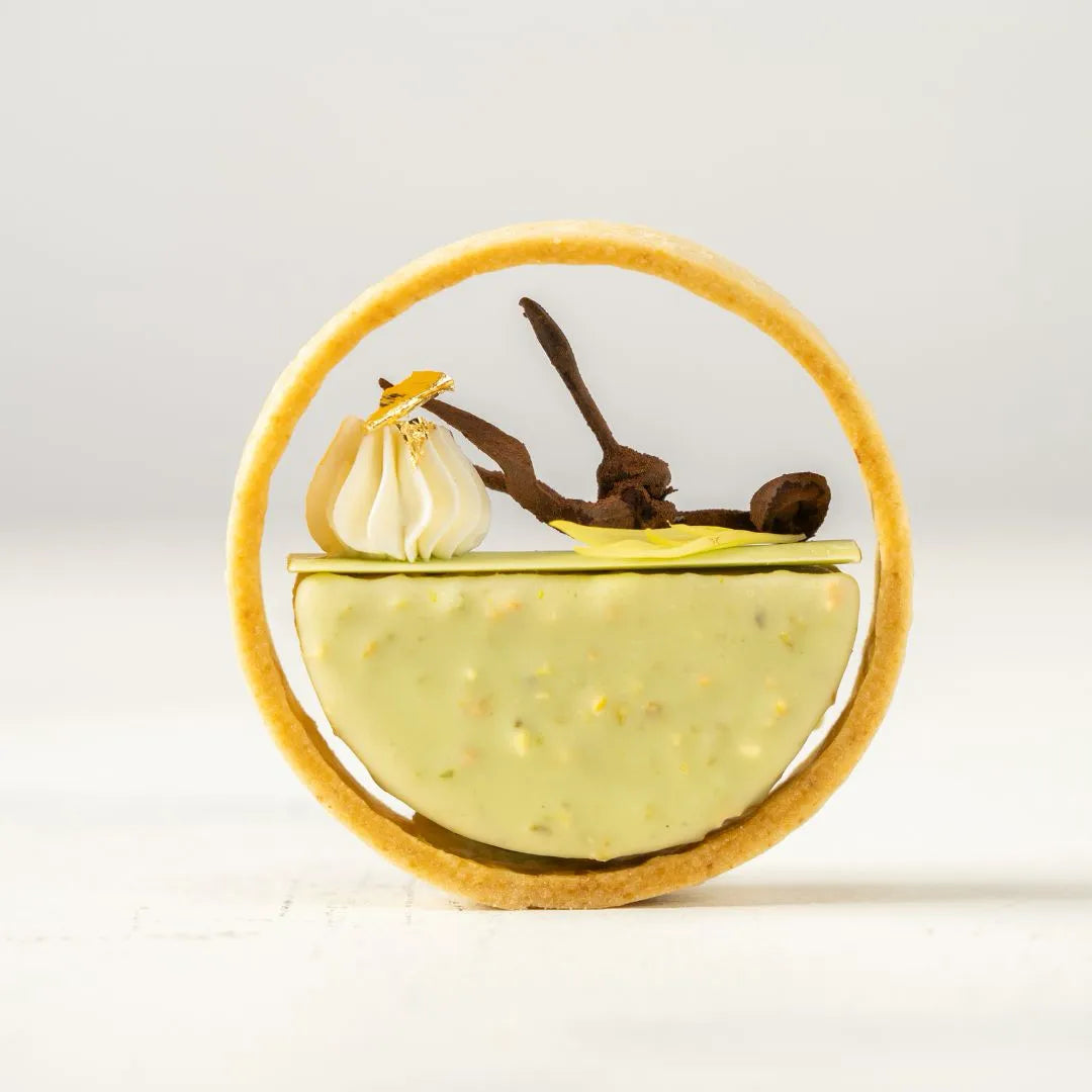 Mini Gateaux: Corazón de Frambuesa, Tarta Banoffee, Lingote de Naranja y Tarta de Arándanos