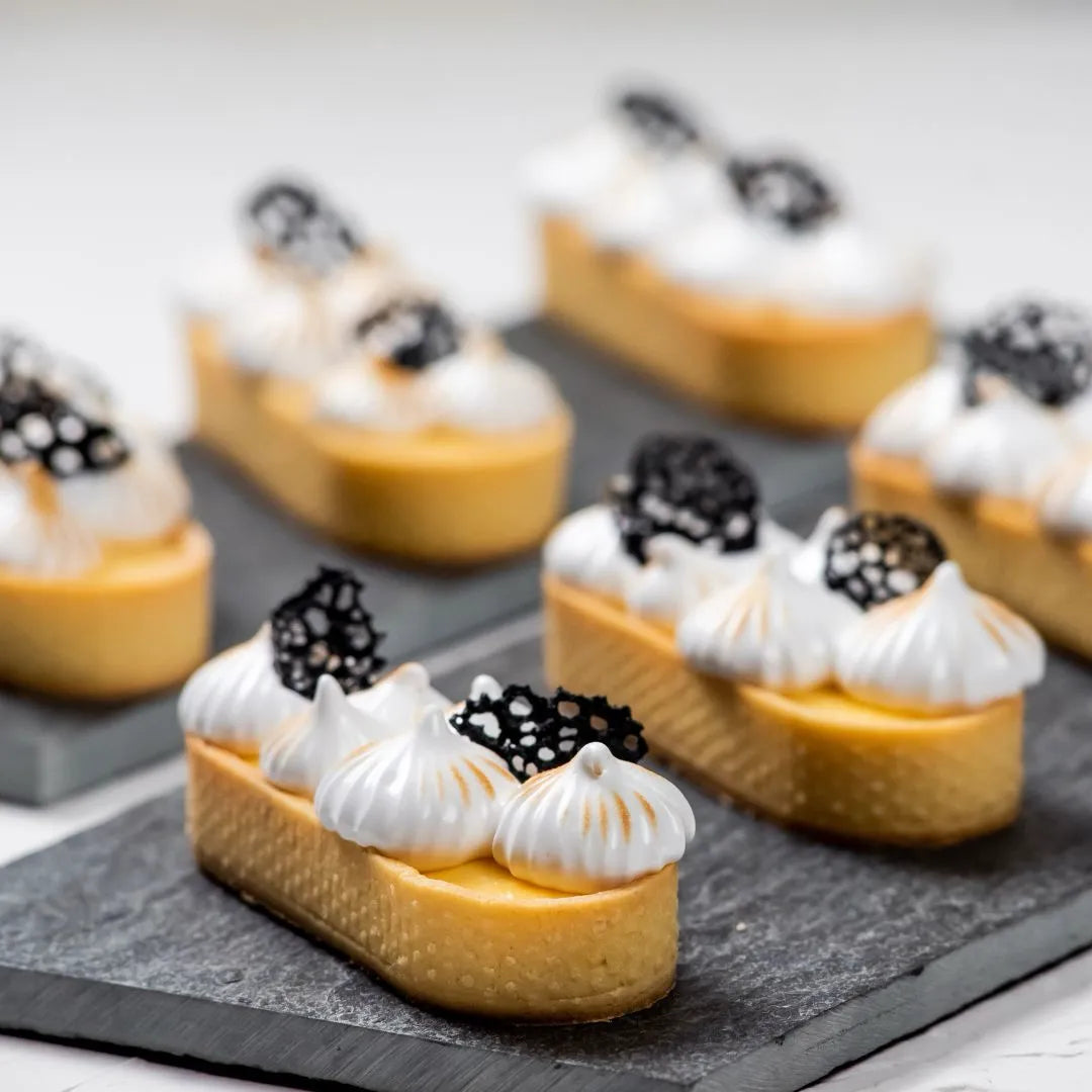 Postres para Mesa Dulce: Muffins, Cupcakes, Macarons, Postres en Shots y Monoporciones